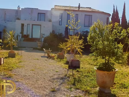 vente maison 12 pièces 570 m² à raphèle-lès-arles (13280)  2 415 000 €