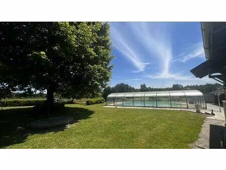 vente maison 8 pièces 335 m² saint-pardoux-isaac (47800)