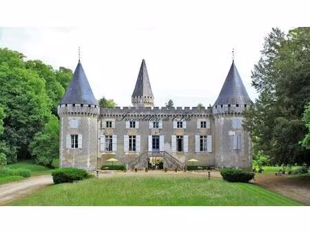 chateau historique