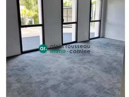 a louer 171m2 de bureaux neufs beaucouze