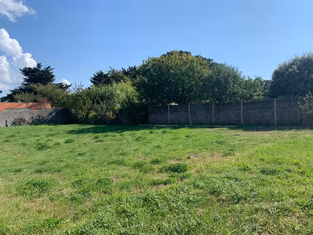 terrain saint gilles croix de vie 490 m2