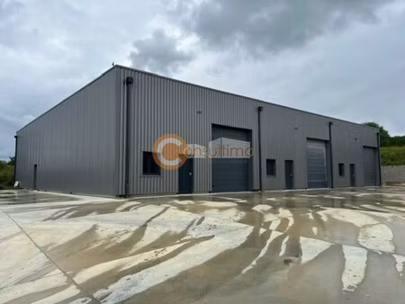 location local commercial