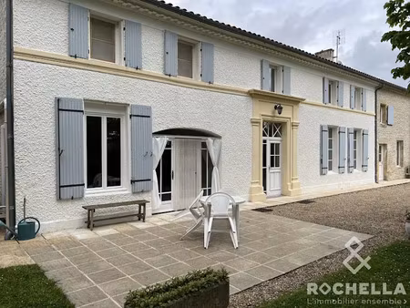 vente maison 8 pièces 244 m² à la brousse (17160)  438 000 €