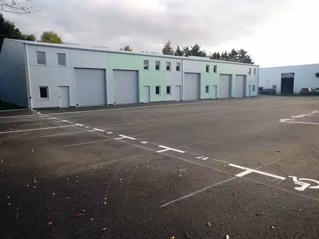 local d'activité a vendre