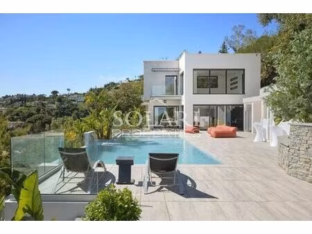 villa de luxe de 5 chambres en location mandelieu  france