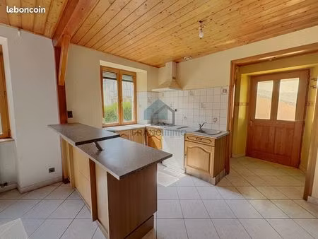 appartement 3 pièces 63 m²