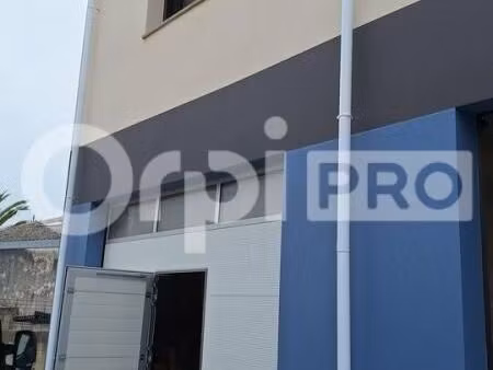 local d'activité 65 m²