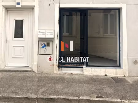 vente immeuble 134.87 m² à generac (30510)  184 000 €