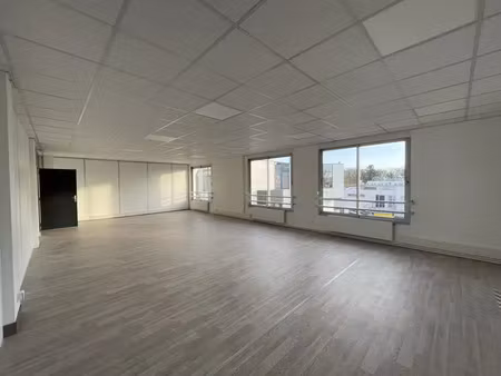 location bureau evreux 27000