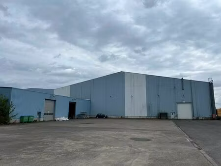 entrepôt à vendre à auvelais