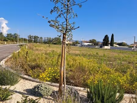 terrain constructible pierrelatte 552m2 à 88 320