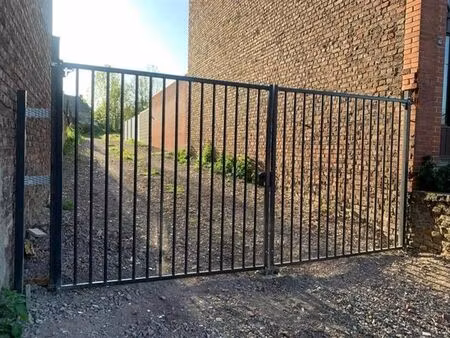 terrain à bâtir de 8 ares 81 centiares