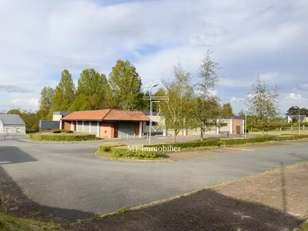 location local commercial