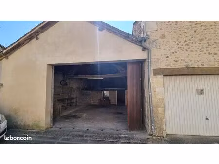 maison 2 pièces 83 m²