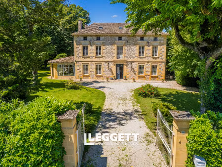 maison 16 pièce(s)  saint-nexans