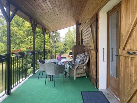 a 10 min amberieu en bugey - villa t7 de 208 m2 sur terrain