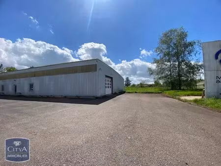 local commercial à louer 527 m² - saint-loup (39) - 1 950€