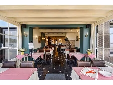 handelspand + studio + appartement te zeebrugge