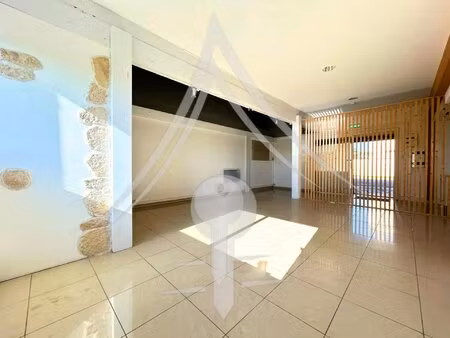 local professionnel a louer lavernose-lacasse