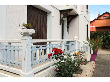 pont de claix - maison de 168.50 m2 et t2 independant