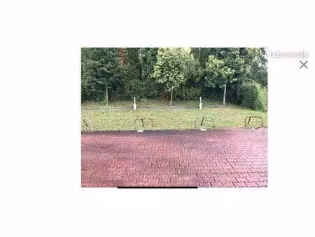 à louer place de parking lamorlaye 8 avenue de la libération