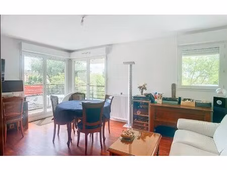 appartement guyancourt 62 m² t-3 à vendre  245 000 €