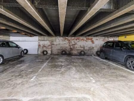 garage à louer à sint-truiden € 60 (kp86e) - aktimmo | zimmo