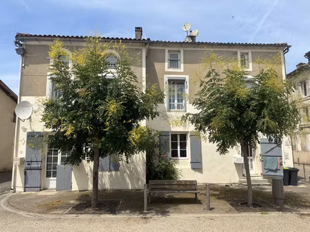 maison avec 2 appartements - caumont sur garonne