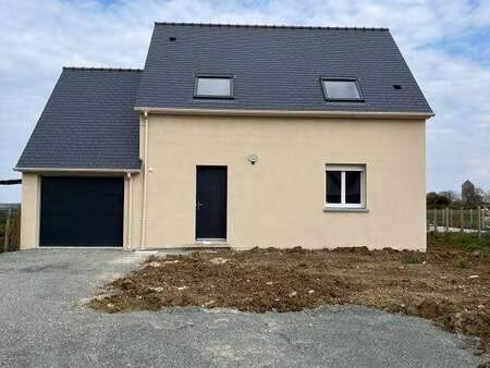 vente maison à soulaire-et-bourg (49460) : à vendre / 90m² soulaire-et-bourg