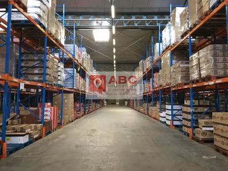 entrepôt logistique à louer à nîmes