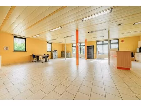 bureaux à louer à rue du parc artisanal 1 barchon (vbb18701)