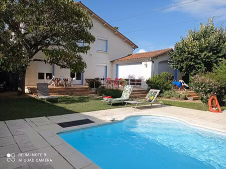 maison niort 7 pièces -180 m2