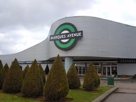 location commerce talange 480 m²