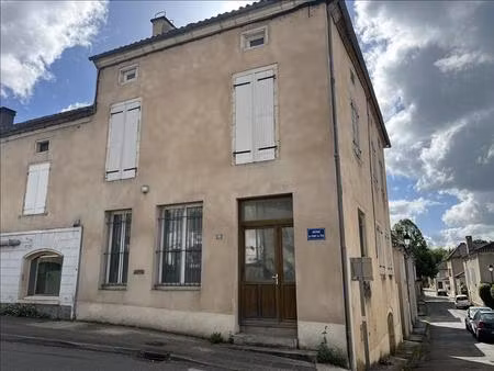 vente maison 11 pièces 206 m² castelfranc (46140)
