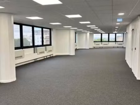 location bureau lognes 77185