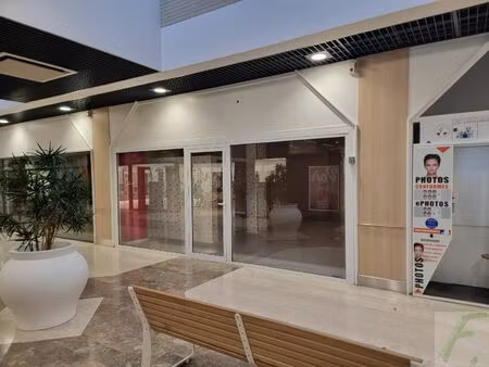 location commerce 72 m² à aix-les-bains (73100)