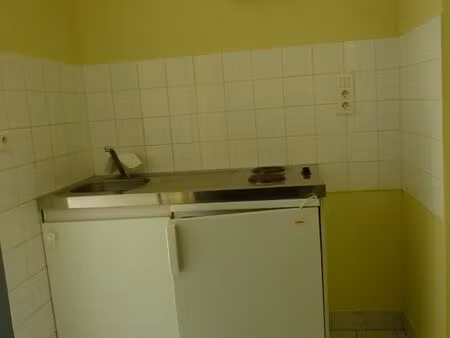 location appartement 1 pièce 26 m² à pontivy (56300)