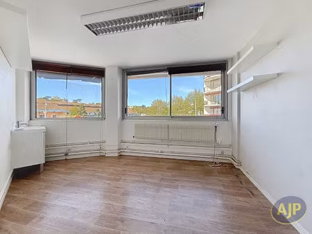 arcachon centre bureaux 134 m2