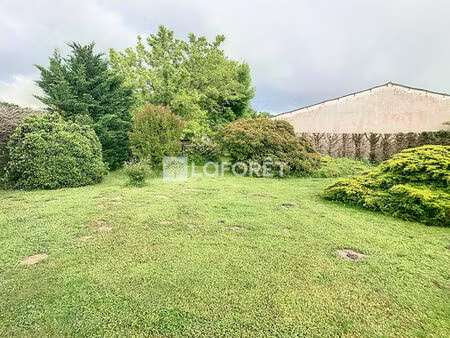 grange à réhabiliter sur terrain clos de 960 m2