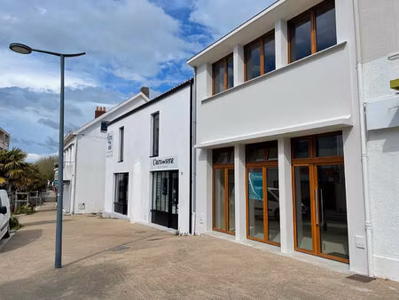 location local commercial  119.00m²  saint