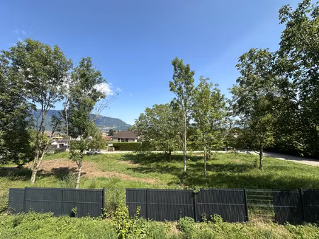 ochiaz valserhone 01200  terrain constructible 1645m2