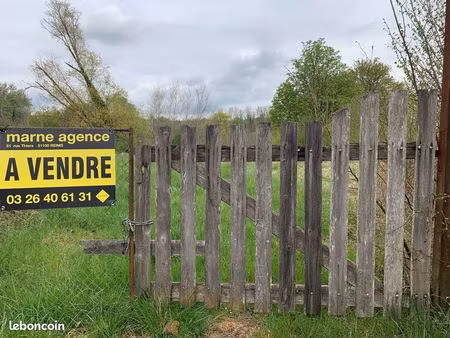 terrain 18367 m² breuil