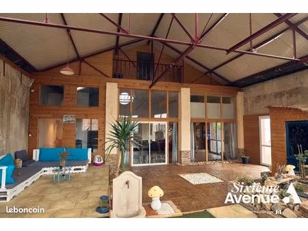 loft/atelier/surface 5 pièces 174 m²