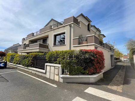 vente appartement 5 pièces  119.00m²  chevry