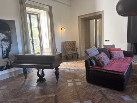 appartement duplex de 163 m2 dans château rénové