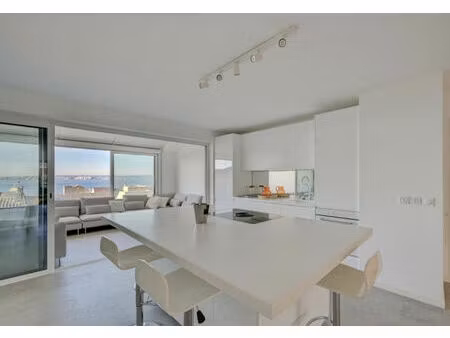 vente appartement 5 pièces 134m2 marseille 8eme (13008) - 1190000 € - surface privée