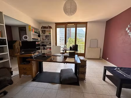 vente appartement 3 pièces 77.58 m² à echirolles (38130)  90 000 €