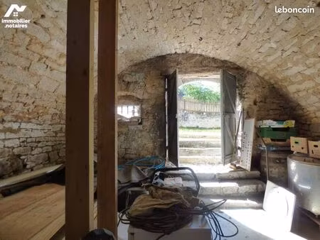 immeuble 118 m² arbois