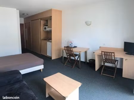 appartement t1 meublé 28m² sautron avec balcon