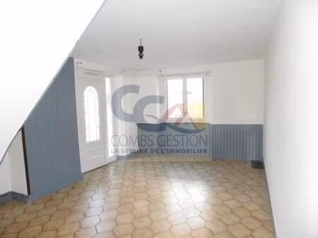 vente appartement 1 pièce 22 m² varennes-jarcy (91480)